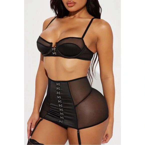 Fashion Nova Hooked on Desire Mesh Garter 3-piece Black Set S NWT - Picture 3 of 13